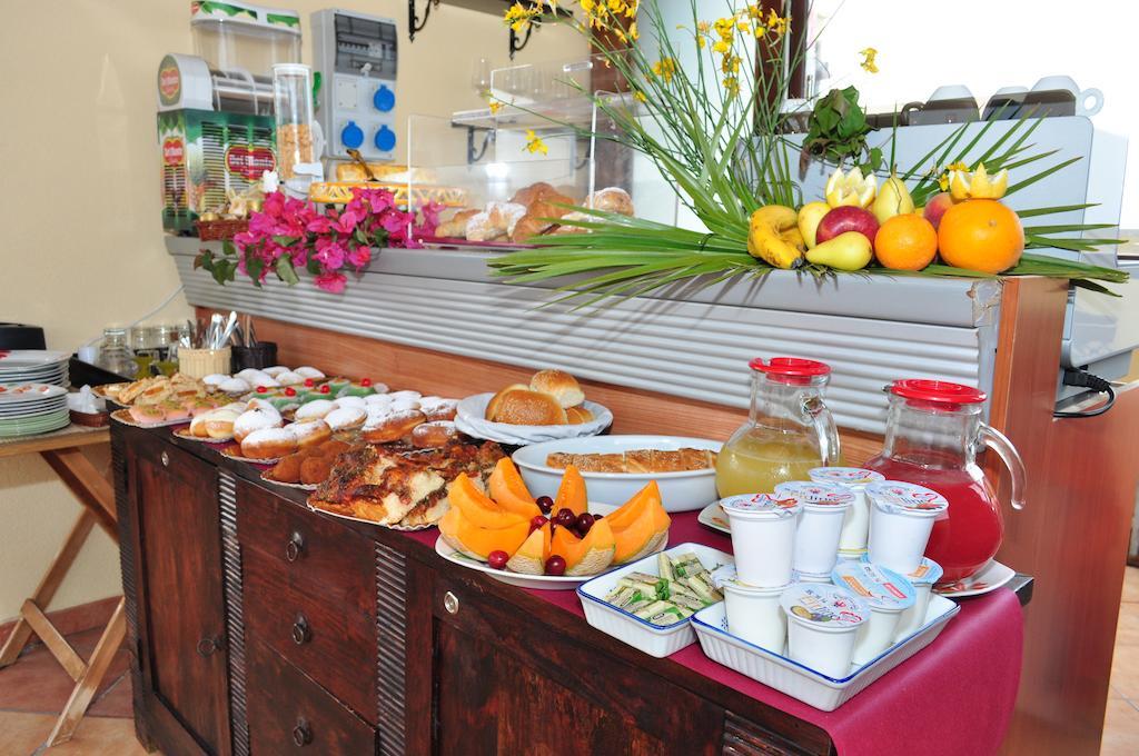 Rooms And Breakfast Zefiro San Vito Lo Capo Exteriör bild